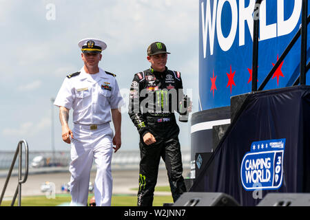 Joliet, IL, Stati Uniti - Giugno 29, 2019: Riley Herbst essendo introdotto prima di NASCAR serie XFinity Camping mondo 300 gara. Foto Stock