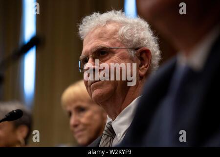 Washington, Stati Uniti d'America. 09 Luglio, 2019. Autore di Rocket Boys di Homer Hickam testimonia dinanzi alla sottocommissione per aviazione e spazio sul Campidoglio di Washington, DC, Stati Uniti il 9 luglio 2019. Credito: Stefani Reynolds/CNP | Utilizzo di credito in tutto il mondo: dpa/Alamy Live News Foto Stock