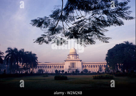 La Corte Suprema del Bangladesh, nella capitale Dhaka. Foto Stock