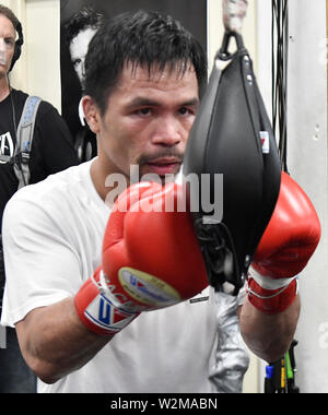 Pro boxer e il senatore Manny "Pacman'' Pacquiao allenamenti lunedì presso la palestra Jolly in Hollywood CA, Luglio 8, 2019. Egli sarà impegnativa undefeated WBA welterweight super champion Keith "Una volta''Thurman'' visto sulla PBC su Fox Sports PPV il 20 luglio a MGN Grand Arena di Las Vegas NV. foto da Gene Blevins/ZumaPress Credit: Gene Blevins/ZUMA filo/Alamy Live News Foto Stock