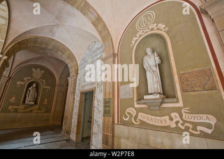 SANTA MARIA DE MONTSERRAT ABBEY, SPAGNA Foto Stock