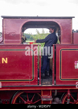 Stazione ferroviaria Metrpolitan n. 1 CLASSE E 0-4-2 locomotiva del serbatoio a North Weald stazione a Epping e Ongar railway Foto Stock