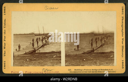 La costruzione di un pontone ponte di Beaufort, SC, da Taylor & Huntington Foto Stock