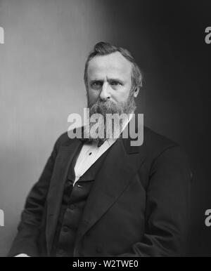 Rutherford B. Hayes (1822-93), XIX Presidente degli Stati Uniti 1877-81, Half-Length ritratto, fotografia, Brady-Handy Raccolta, 1870 Foto Stock