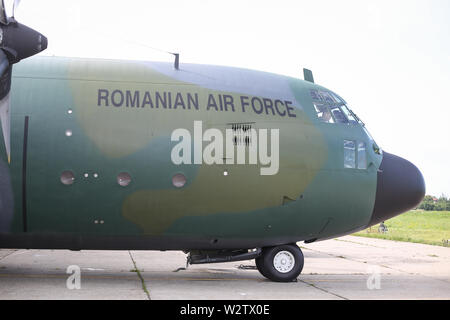 Bucarest, Romania - 22 Maggio 2019: Lockheed C-130 Hercules militare aereo cargo sul il Romanian Air Force novantesimo Airlift Base. Foto Stock