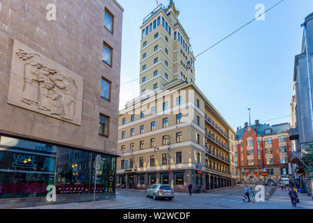 Helsinki, Finlandia - 12 Luglio 2018: Hotel Torni inaugurato nel 1931 ed è stato il più alto edificio in Finlandia fino al 1976 e più alto di Helsinki fino al 1987. Foto Stock