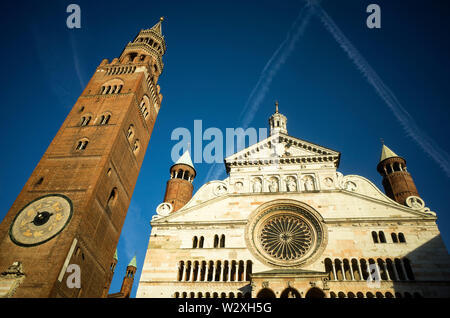 L'Italia, Lombardia, Cremona, la cattedrale e il Torrazzo Torre Campanaria Foto Stock