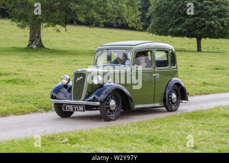 Classic Vintage restaurati i veicoli che appaiono alla Leighton Hall car festival a Carnforth, Lancaster, Regno Unito Foto Stock