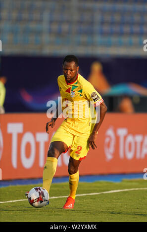 Il Cairo, Senegal, Egitto. 10 Luglio, 2019. La Francia luglio 10, 2019: Enock Sabumukama del Burundi durante il 2019 African Cup delle Nazioni match tra Senegal e Benin presso il 30 giugno Stadium del Cairo in Egitto. Ulrik Pedersen/CSM/Alamy Live News Foto Stock