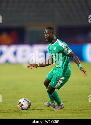 Il Cairo, Senegal, Egitto. 10 Luglio, 2019. La Francia luglio 10, 2019: Mbaye Diagne del Senegal durante il 2019 African Cup delle Nazioni match tra Senegal e Benin presso il 30 giugno Stadium del Cairo in Egitto. Ulrik Pedersen/CSM/Alamy Live News Foto Stock