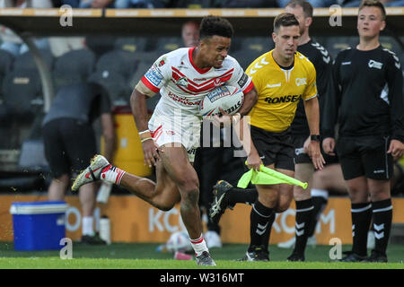 Il 5 luglio 2019, KCOM Stadium, Hull, Inghilterra; Betfred Super League, rotonda 21, Hull FC vs St Helens; Regan Grazia (5) di St Helens corre con la palla Credito: David ciccioli/news immagini Foto Stock