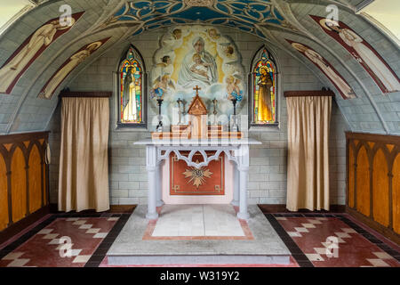 La Cappella Italiana è altamente ornano la Cappella Cattolica di agnello Holm in isole di Orkney. Fu costruita durante la Seconda Guerra Mondiale da prigionieri di guerra italiani Foto Stock