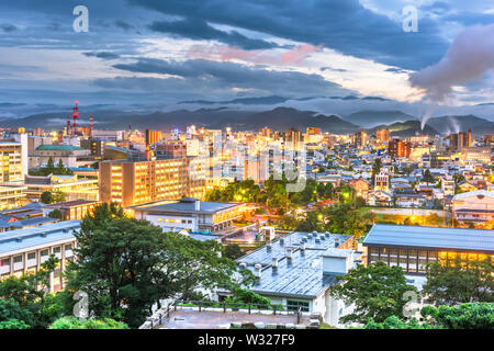 Tottori, Giappone città skyline al tramonto. Foto Stock