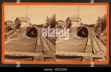 Sudbury River condotto, BWW, Div 4, SEC 16, Ott 18, 1876 vista presa sulla parte superiore del ponte e guardando ad est, da Robert N Dennis raccolta di vista stereoscopica Foto Stock