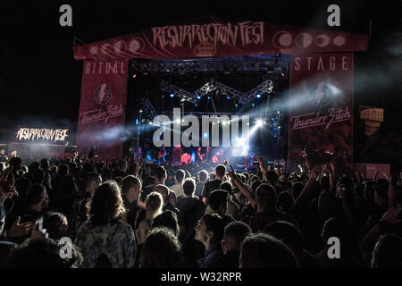 Eseguire Kvelertak durante la risurrezione Fest festival di musica in Viveiro, nel nord della Spagna.Risurrezione Fest è un festival di musica di estrema musica, metallo, hardcore punk, Stoner e doom. Questa è stata la quattordicesima edizione. Esso era caratterizzato da bande internazionali come Slipknot, Slayer, Parkway Drive, Brant Bjork, radio Moscow, all'interno di tentazione, Agnello di Dio o King Diamond. Foto Stock