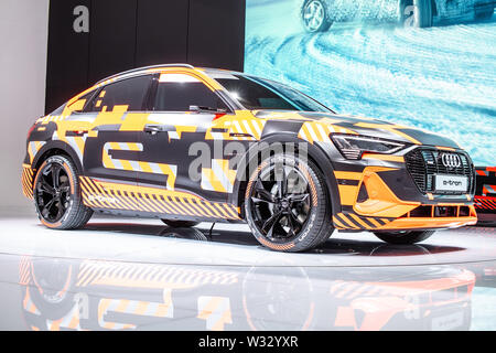 Ginevra, Mar 2019 nuovo tutti elettrici Audi e-tron Sportback Concept prototipo di automobile, coupe-come crossover, Geneva International Motor Show Foto Stock
