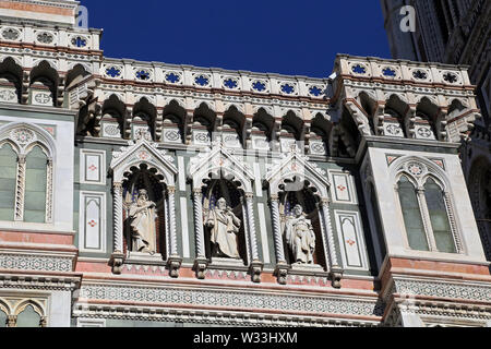 Firenze, Italia - 27 agosto 2018: Cattedrale di Firenze (Il Duomo di Firenze) il 27 agosto 2018 a Firenze, Italia. Firenze è la città più grande di tus Foto Stock