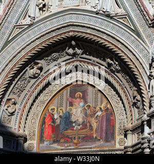 Firenze, Italia - 27 agosto 2018: Cattedrale di Firenze (Il Duomo di Firenze) il 27 agosto 2018 a Firenze, Italia. Firenze è la città più grande di tus Foto Stock