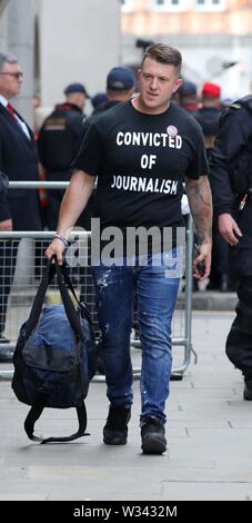 Pic mostra: Tommy Robinson arriva presso la Old Bailey per frase oggi 11.7.19 pic da Gavin Rodgers/Pixel8000 Foto Stock