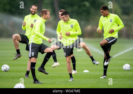 Opalenica, Polonia. 12 Luglio, 2019. OPALENICA, 12-07-2019, olandese Calcio, Eredivisie, stagione 2019/2020, trainingcamp, Vitesse i giocatori durante il corso di formazione in Polonia Credito: Pro scatti/Alamy Live News Foto Stock