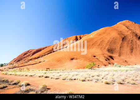 Uluru arrampicatori Foto Stock