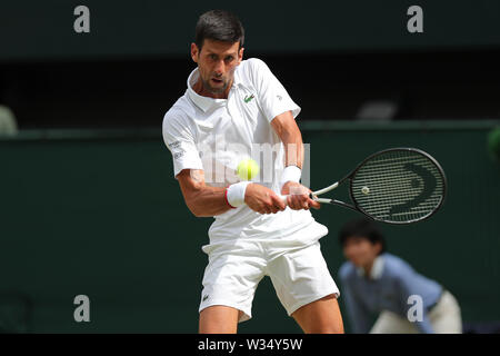 Il torneo di Wimbledon, Londra, Regno Unito. 12 luglio 2019. Wimbledon Tennis campionati, Londra, Regno Unito. Novak Djokovic, Serbia, 2019 Credit: Allstar Picture Library/Alamy Live News Foto Stock