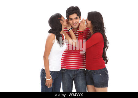Tre amici che si divertire Foto Stock