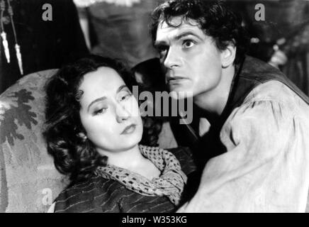 LAURENCE OLIVIER e MERLE OBERON in Wuthering Heights (1939). Credito: United Artists / Album Foto Stock