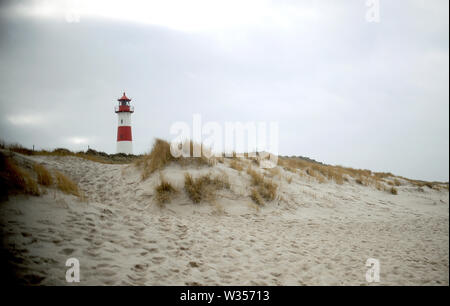 Sylt, Germania. 19 Feb, 2019. Il List-Ost faro sull isola di Sylt. Sylt è la più grande del nord Isola Frisone in Germania. Credito: Britta Pedersen/dpa-Zentralbild/ZB/dpa/Alamy Live News Foto Stock
