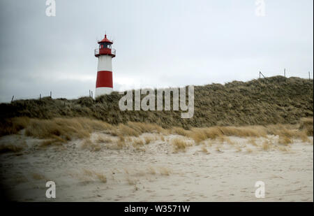 Sylt, Germania. 19 Feb, 2019. Il List-Ost faro sull isola di Sylt. Sylt è la più grande del nord Isola Frisone in Germania. Credito: Britta Pedersen/dpa-Zentralbild/ZB/dpa/Alamy Live News Foto Stock