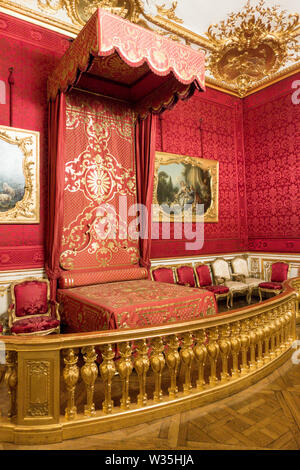 Interno del National Archives Building, ex Hotel de Soubise, camera da letto della principessa, Parigi, Francia. Foto Stock