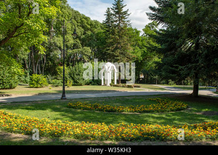 Letti di fiori in Primorski Park, Varna, Bulgaria Foto Stock