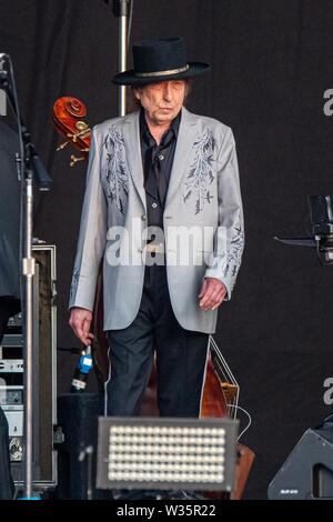 Londra, Regno Unito. 12 Luglio, 2019. Londra, Regno Unito. Venerdì 12 Luglio 2019. Londra, Regno Unito. Venerdì 12 Luglio 2019.Bob Dylan esegue a Bob Dylan e Neil Young a Hyde Park Credit: Jason Richardson/Alamy Live News Foto Stock