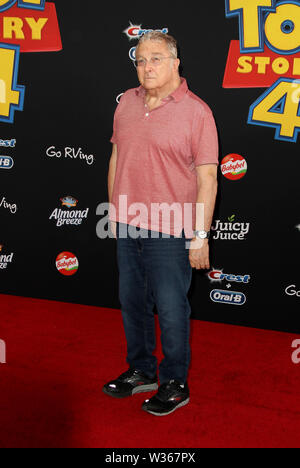 Disney's "Toy Story 4" Premiere Mondiale tenutasi presso l'El Capitan Theater di Hollywood, in California. Dotato di: Randy Newman dove: Los Angeles, California, Stati Uniti quando: 12 giu 2019 Credit: Adriana M. Barraza/WENN.com Foto Stock