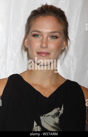 Bar Refaeli 2010 foto da John Barrett/CelebrityArchaeology.com Foto Stock