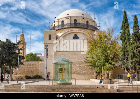 Gerusalemme, Israele - 21 Novembre 2018: La sinagoga Hurva nel quartiere ebraico, la Città Vecchia di Gerusalemme in Israele Foto Stock