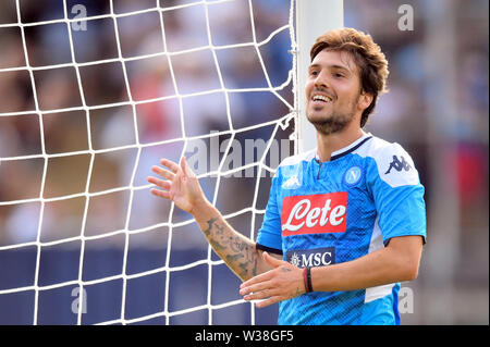 Dimaro, Italia. 13 Luglio, 2019. Foto di Massimo Paolone/LaPresse13 luglio 2019 Dimaro (Tn), Italia sport calcio SSC Napoli vs Benevento Amichevole ritiro pre-campionato di calcio di Serie A 2019/2020 - Centro sportivo di Dimaro e Folgarida Nella foto: Simone Verdi si dispera Photo Massimo Paolone/LaPresse Luglio 13, 2019 Dimaro (Tn), Italia sport soccer SSC Napoli vs Benevento amichevole Pre italiano campionato di Football League A TIM 2019/2020 - Dimaro e Folgarida Centro Sportivo In pic: Simone Verdi è desperates Credito: LaPresse/Alamy Live News Foto Stock