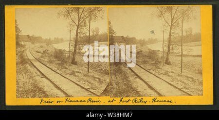 Vista sul fiume Kansas, a Fort Riley, Kansas, 420 miglia ad ovest di St Louis, Mo, da Gardner, Alexander, 1821-1882 Foto Stock