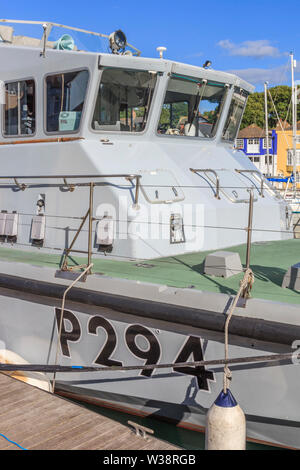 P294 TRUMPETER, weymouth cittadina balneare, pittoresco porto e di fronte alla spiaggia, Dorset, Inghilterra meridionale, Regno Unito, GB Foto Stock