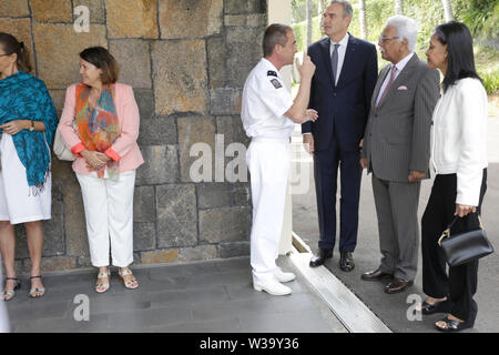 l’ambasciatore Emmanuel Cohet Foto Stock