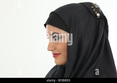 Close up di un mille e una donna che indossa il hijab Foto Stock
