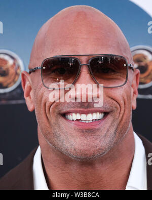 HOLLYWOOD e LOS ANGELES, CALIFORNIA, STATI UNITI D'America - 13 Luglio: Attore Dwayne Johnson arriva in corrispondenza della prima mondiale di Universal Pictures' 'Fast & Furious presenta: Hobbs & Shaw" tenutasi presso il Teatro Dolby sulla luglio 13, 2019 a Hollywood e Los Angeles, California, USA. (Foto di Xavier COLLIN/Image Press Agency) Foto Stock