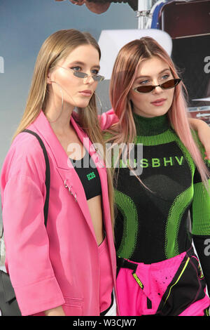 Ruby Carr e Natalia Panzarella di Bahari all'Universal Pictures Premiere mondiale di "Fast & Furious presenta: Hobbs & Shaw'. Tenuto presso il Teatro di Dolby in Hollywood, CA, 13 luglio 2019. Foto: Richard Chavez / PictureLux Foto Stock