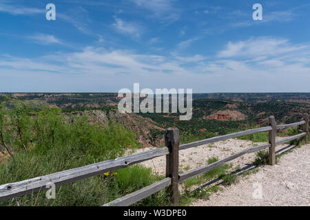 Staccionata in legno a Palo Duro Canyon State Park, Texas, Stati Uniti d'America Foto Stock