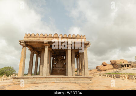 Sasivekalu Ganesha tempio monumento di Hampi, Karnataka, India Foto Stock