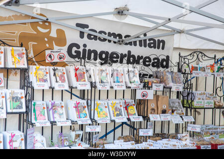 Hobart Tasmania, mercati di Salamanca sono tenuti ogni sabato, bancarella vendendo tasmanian gingerbread,Hobart, Australia Foto Stock