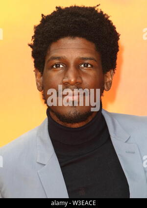 Labrinth assiste la premiere europeo della Disney The Lion King a l'Odeon Luxe cinema, Leicester Square a Londra. Foto Stock