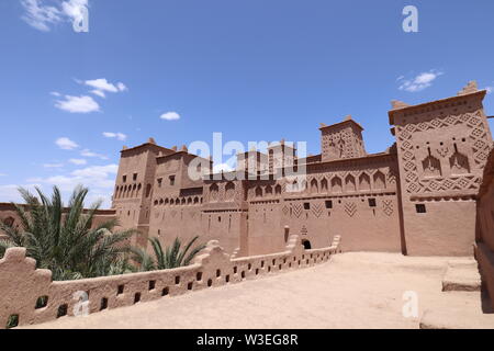 Kasbah Amridil - XVII secolo fortificazione che appare sul Morocca del 50-dirham nota. Foto Stock