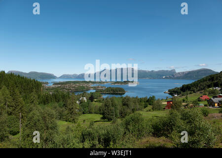 Il paesaggio che circonda Sognefjord, Norvegia. Foto Stock