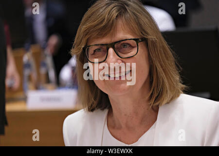 Bruxelles, Belgio, 15 luglio 2019. Maria Patek, ministro dell'agricoltura dell'Austria assiste in un Unione europea Consiglio Agricoltura e pesca riunione. Credito: ALEXANDROS MICHAILIDIS/Alamy Live News Foto Stock